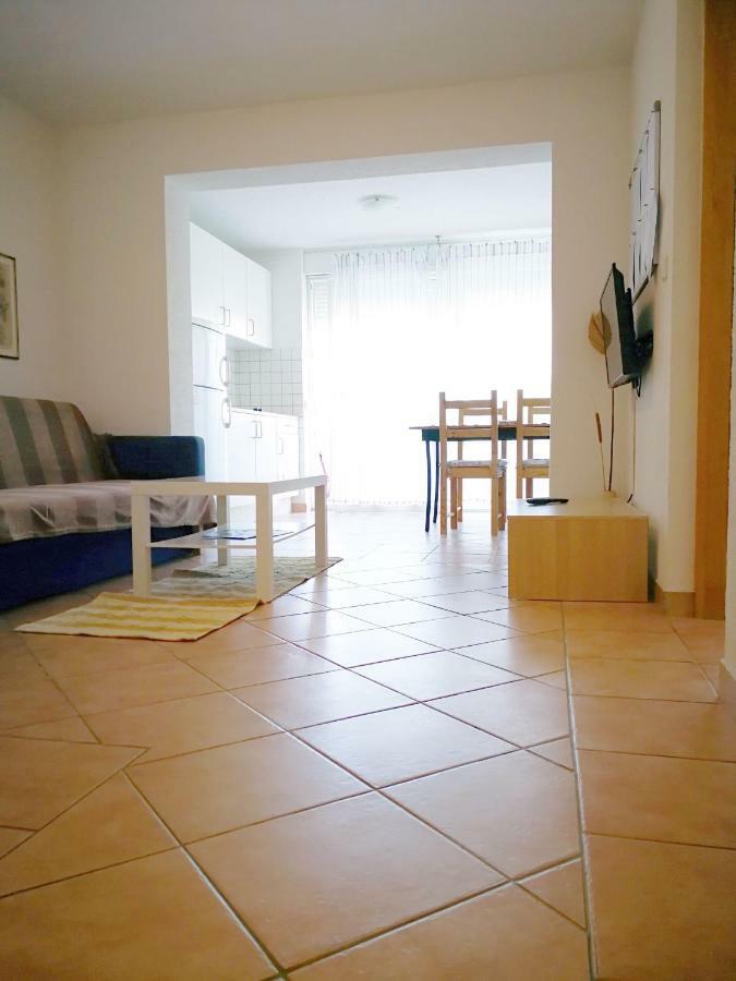 Family Friendly Apartments Island Rab Kampor Exteriör bild