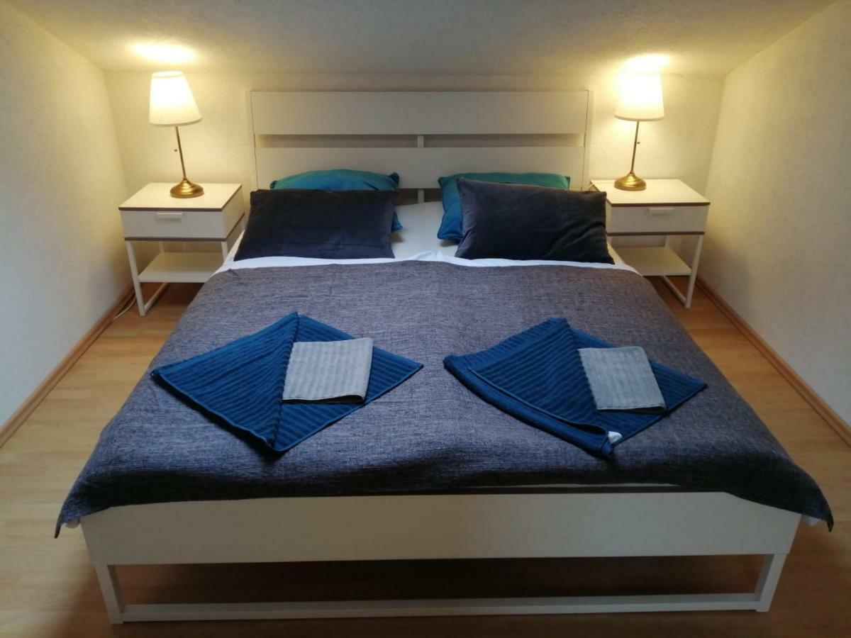 Family Friendly Apartments Island Rab Kampor Exteriör bild