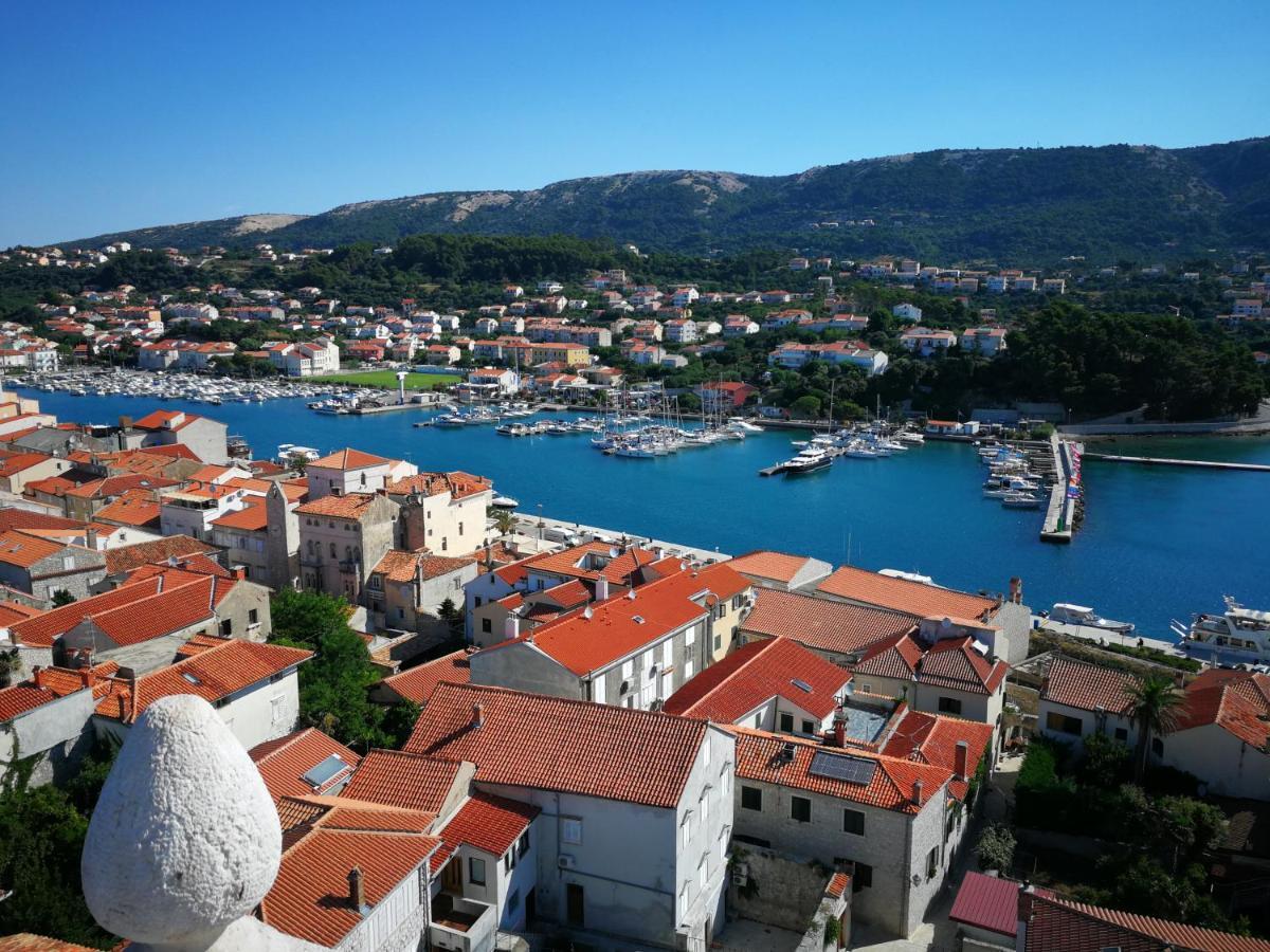 Family Friendly Apartments Island Rab Kampor Exteriör bild